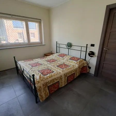 Holiday home Casetta Rosatea